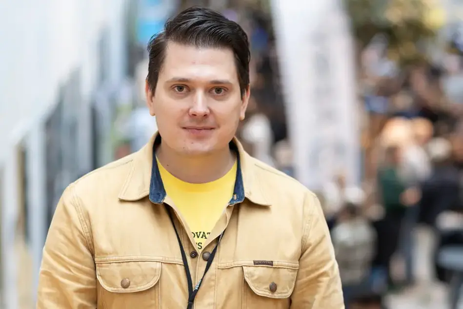 Solcellsdriven elbil. Foto.